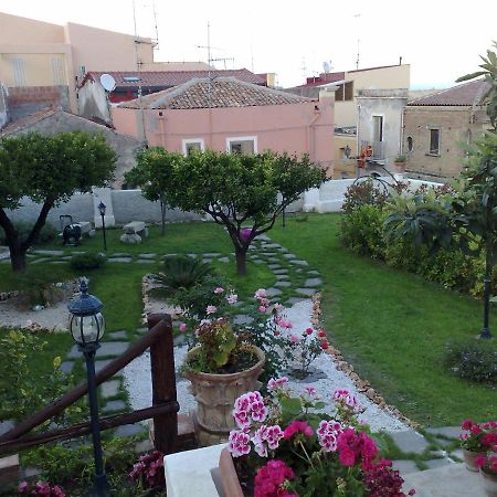 L'Antico Borgo Bed & Breakfast Milazzo Eksteriør bilde