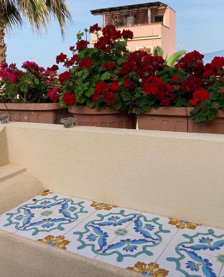 L'Antico Borgo Bed & Breakfast Milazzo Eksteriør bilde