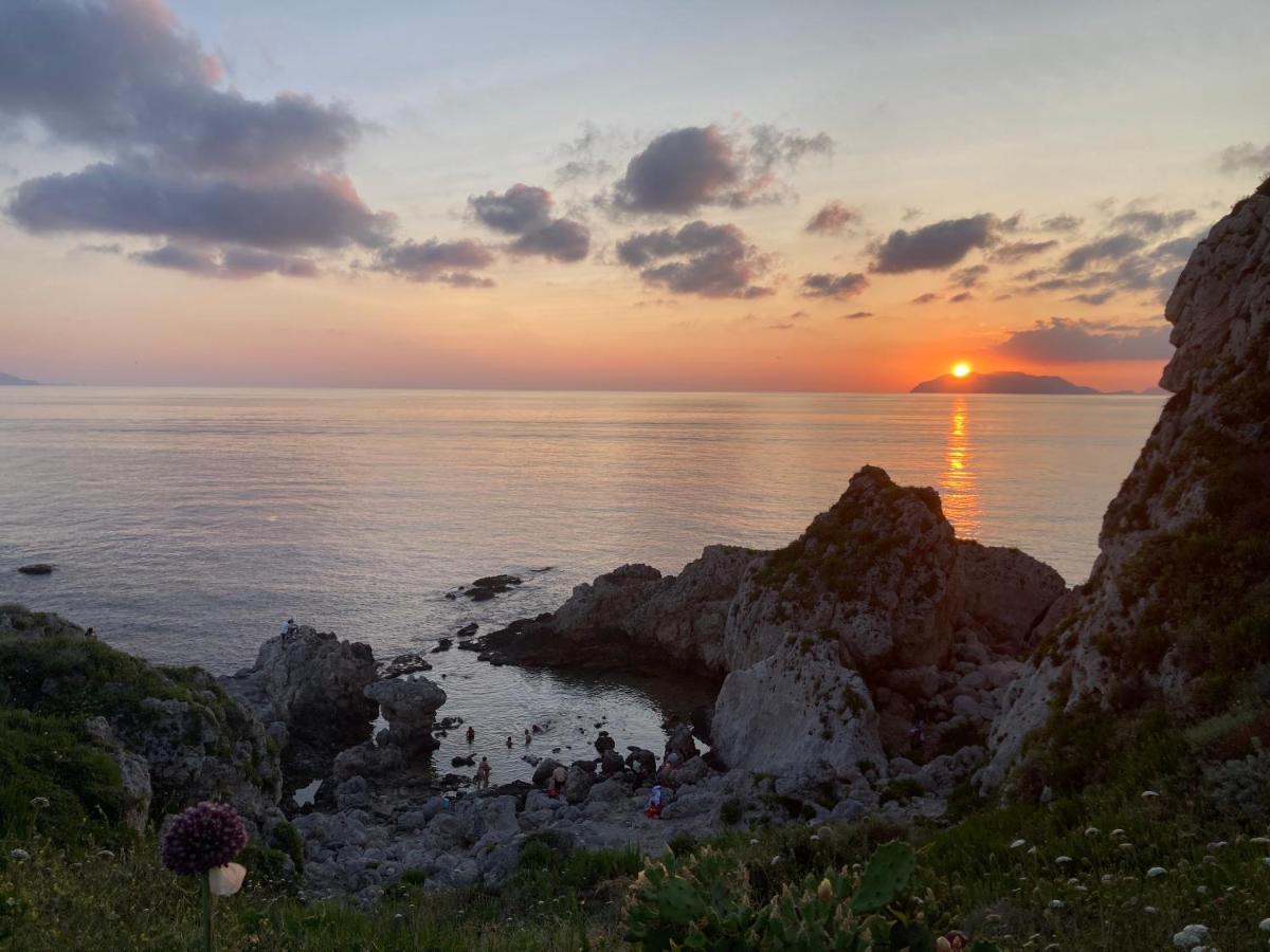 L'Antico Borgo Bed & Breakfast Milazzo Eksteriør bilde