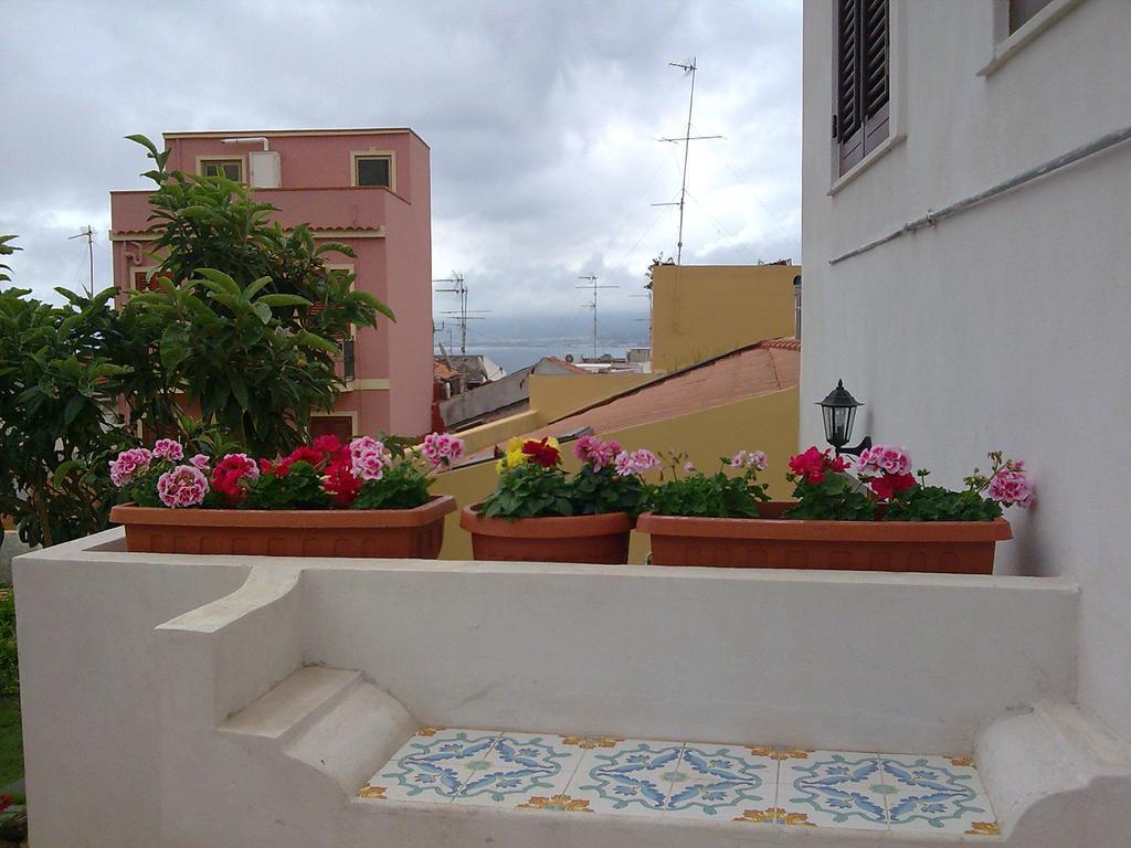 L'Antico Borgo Bed & Breakfast Milazzo Eksteriør bilde